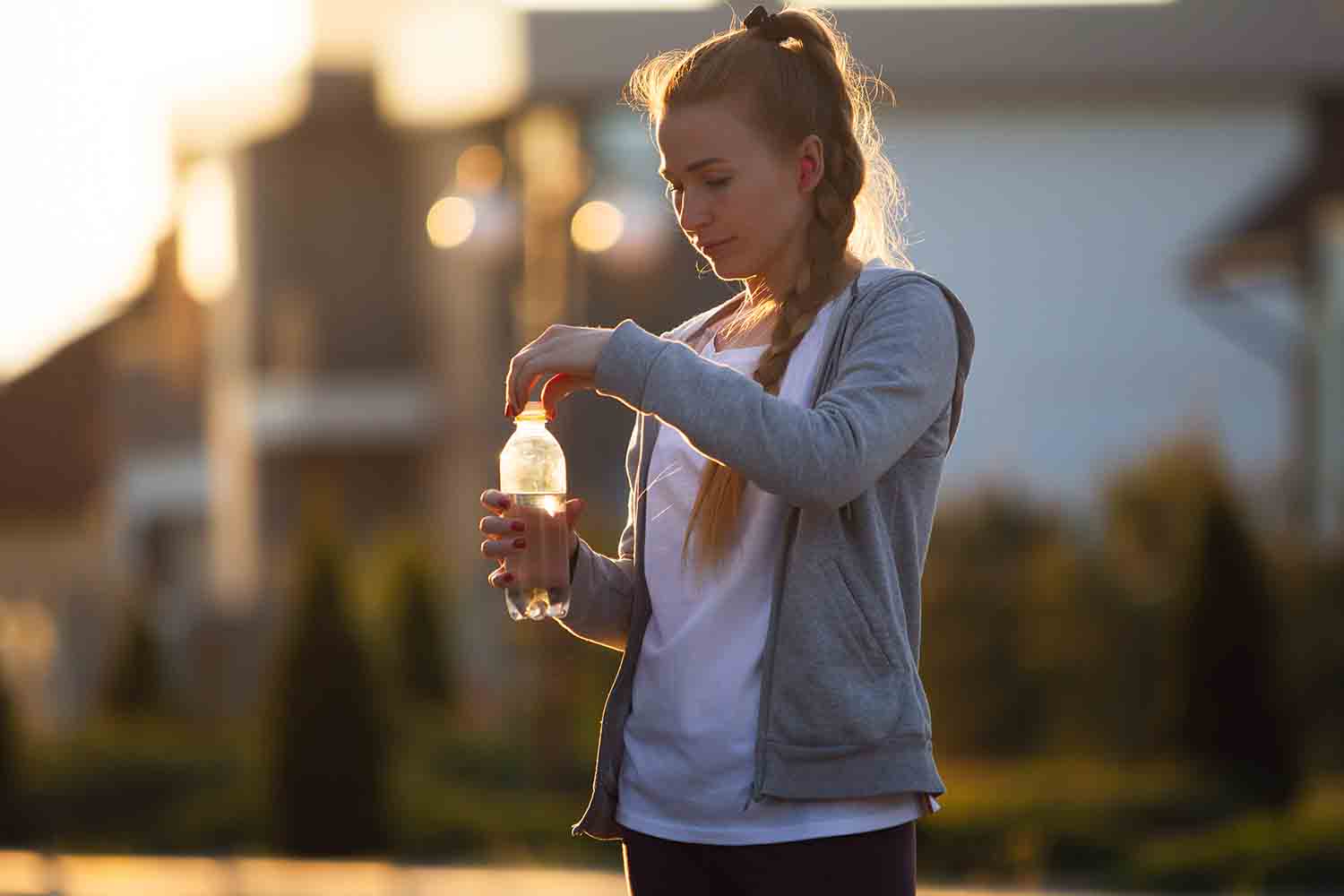É melhor praticar exercícios pela manhã ou à noite? Fique por dentro!