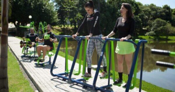 Academia Inclusiva: Academia Inclusiva: Equipamentos e Benefícios da Acessibilidade
