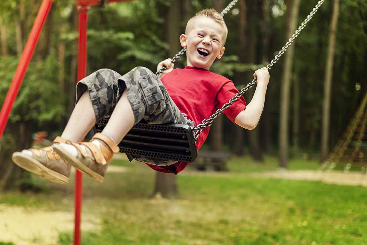 Como montar um parquinho infantil com mais segurança