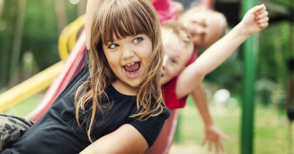 Playground Ao Ar Livre nas Escolas: Importante e Benéfico