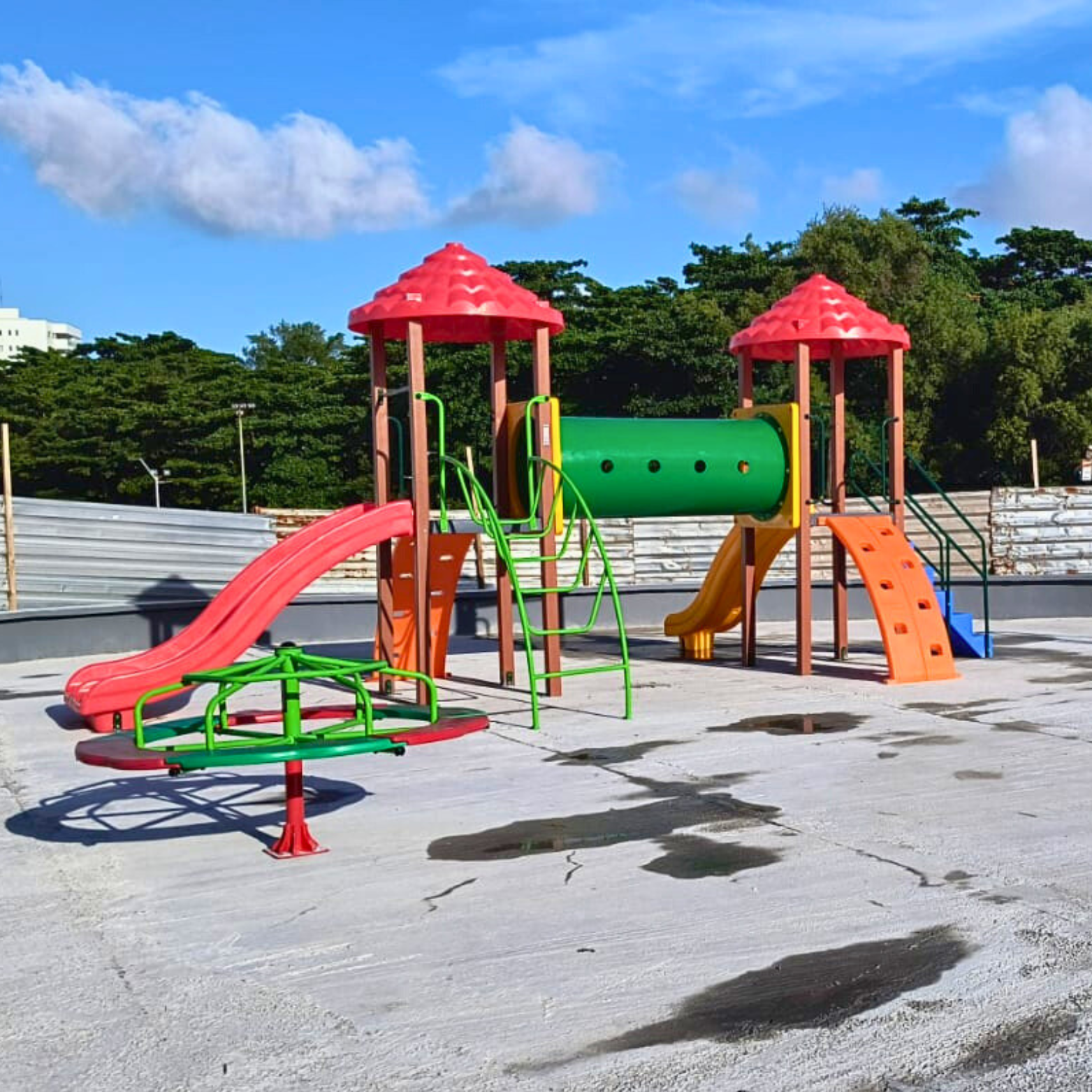 PLAYGROUND_GINAST_07