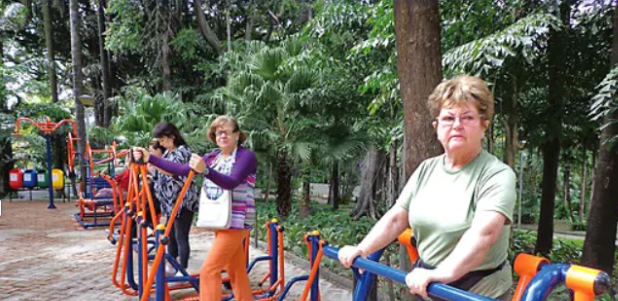 Atividade Física na Prevenção do Câncer de Mama: A Importância do Outubro Rosa 1